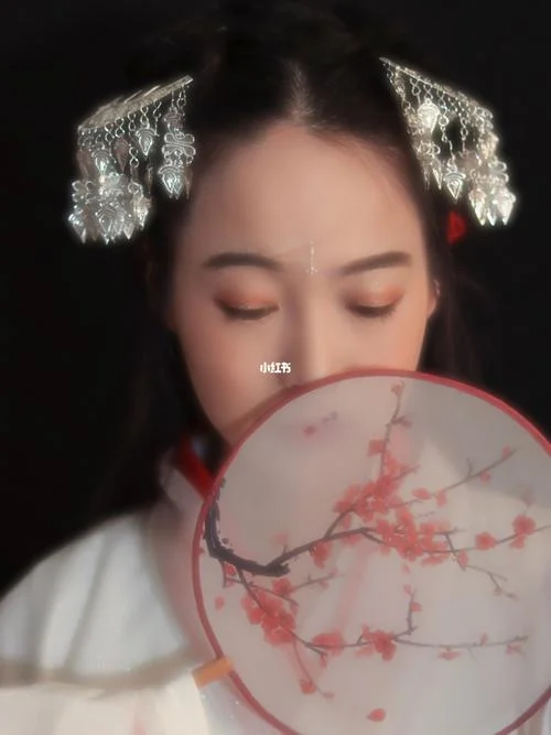 沉眸坠星海 出自哪_1