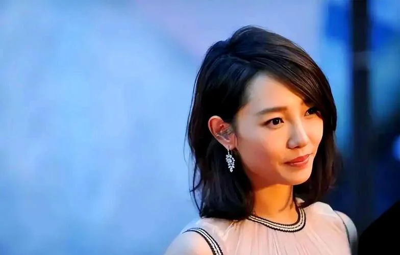 白百合电影玩偶叫什么-白百合电影玩偶名