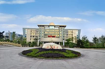 重庆市江津中学校官网_2