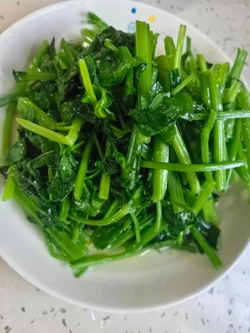 芹菜怎么做嫩-芹菜嫩做法