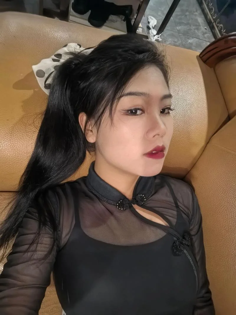 胸小无脑的下一句_1