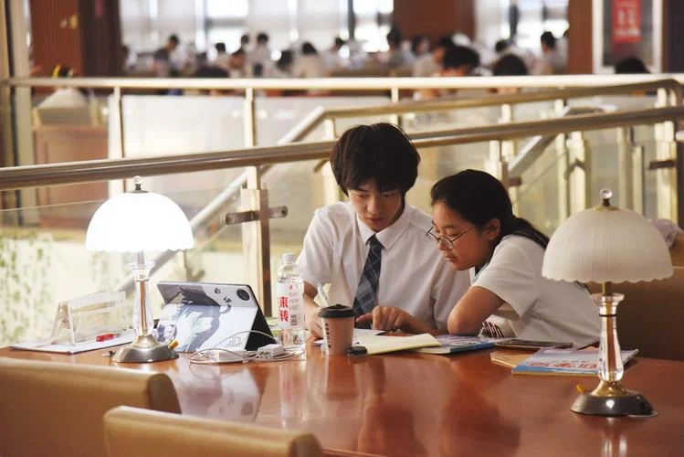 小留学生电视剧大学-小留学生大学篇