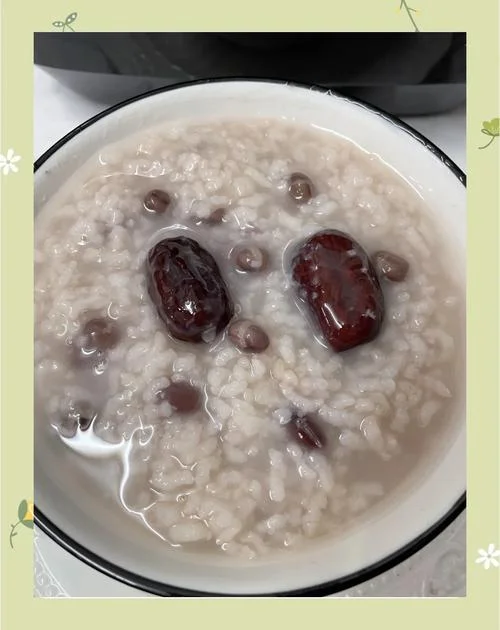 梦见煮粥煮一半又加米_1