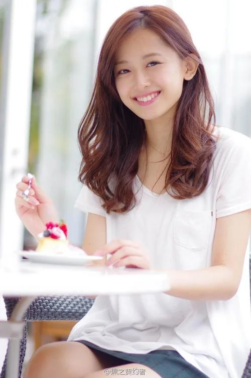 日本大学校花选美_1