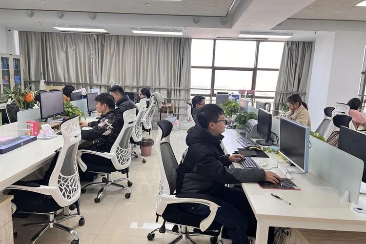 信息技术公司做什么的_1