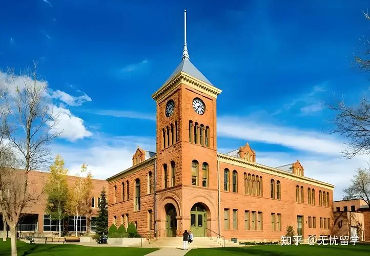 美国留学住在哪里_2