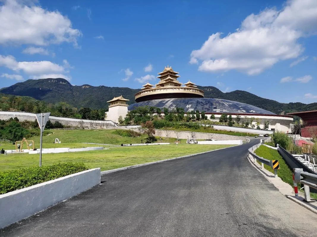 弥勒网红景点_1