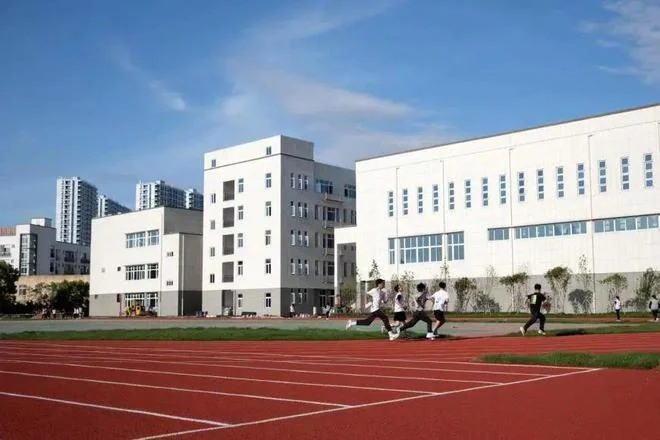 灵溪中学招生简章-灵溪中学招生信息