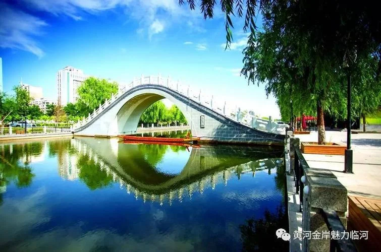 临河的旅游景点大全_1