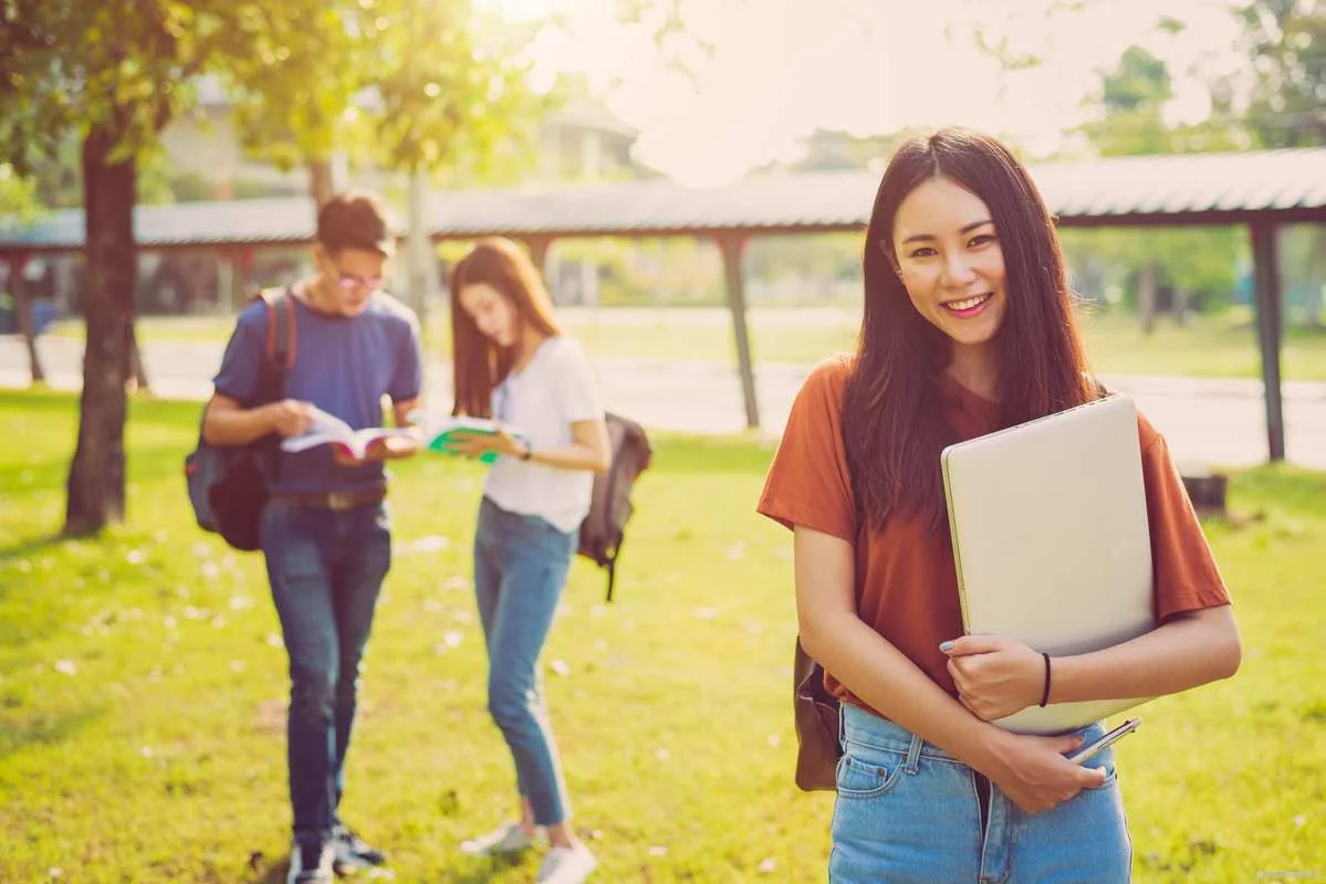 西安英国留学中介机构-西安英留学中介