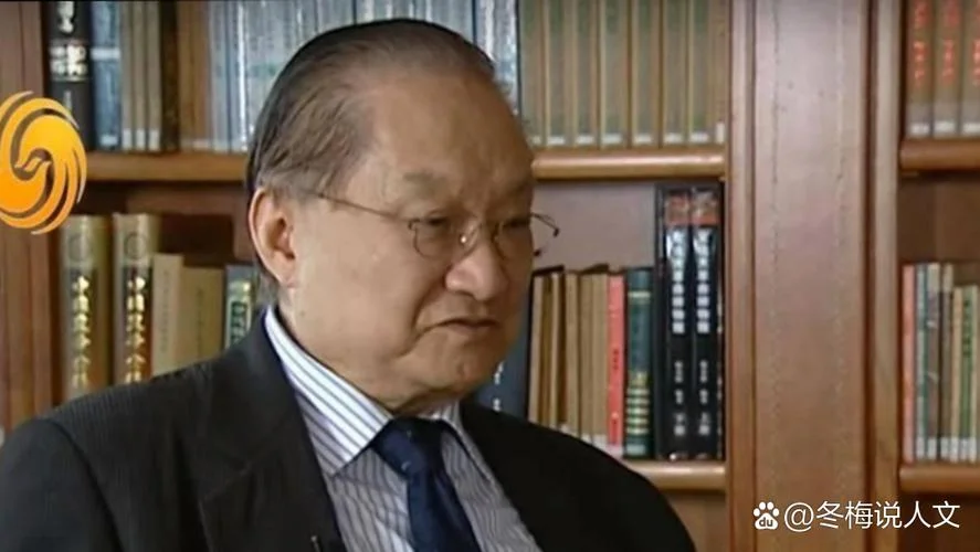 金庸先生的原名叫什么_2