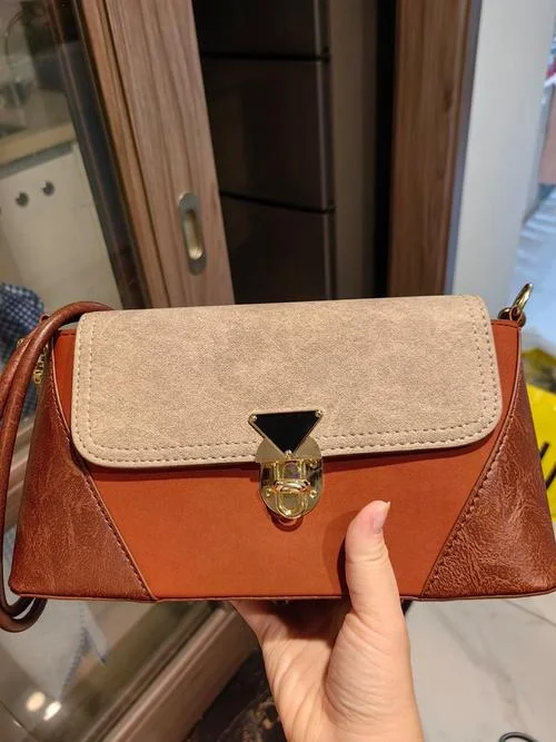 ur是什么品牌包包_1
