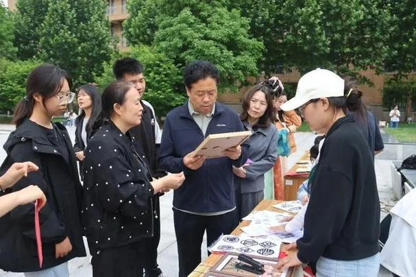 濮阳出国留学_1
