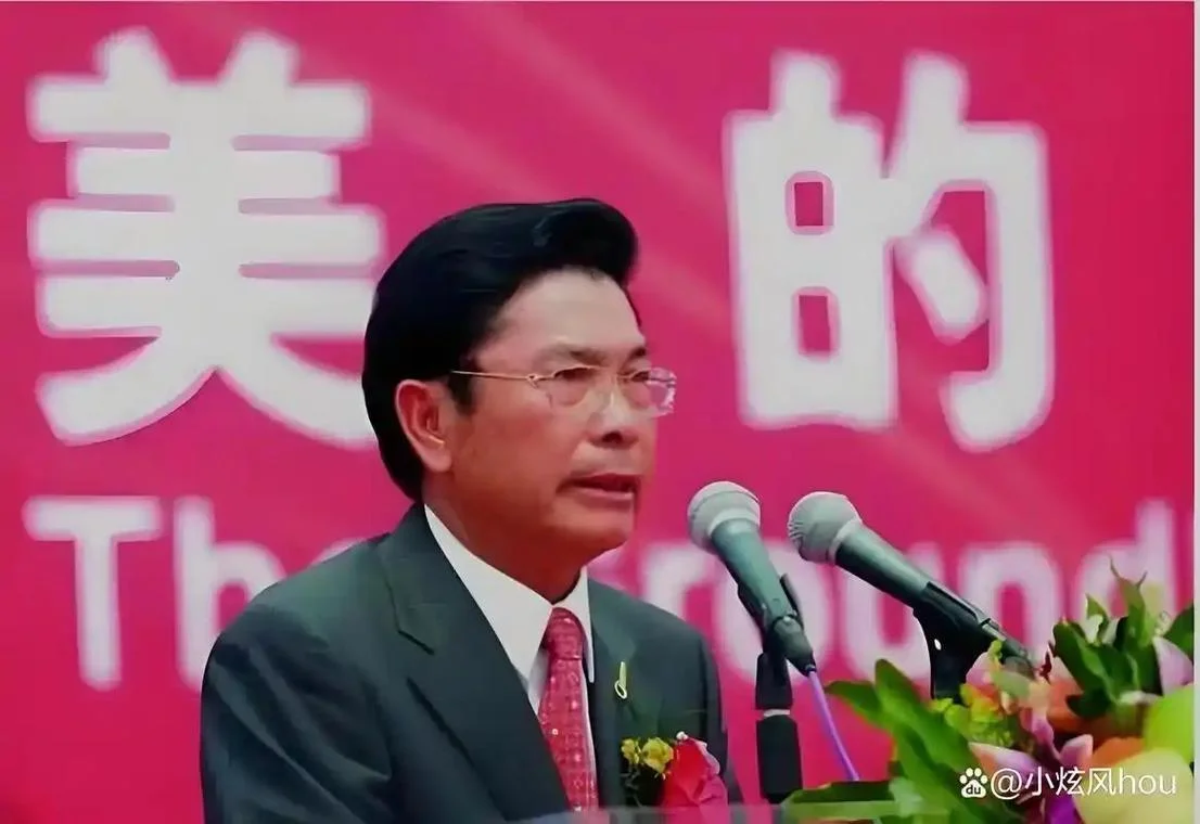 美的原老总叫什么名字-美的原老总姓名