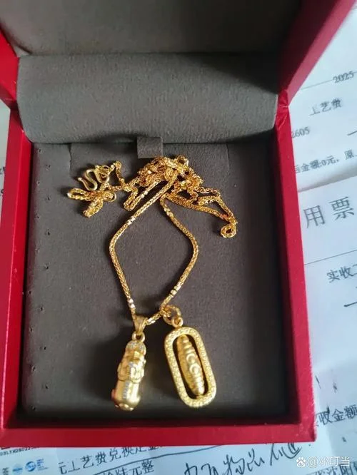梦见老婆金项链断了-梦妻金链断