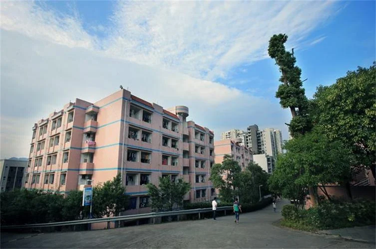万州信息技术职业学校_1