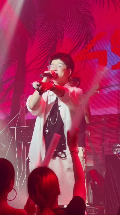 问你敢不敢出自什么歌_1