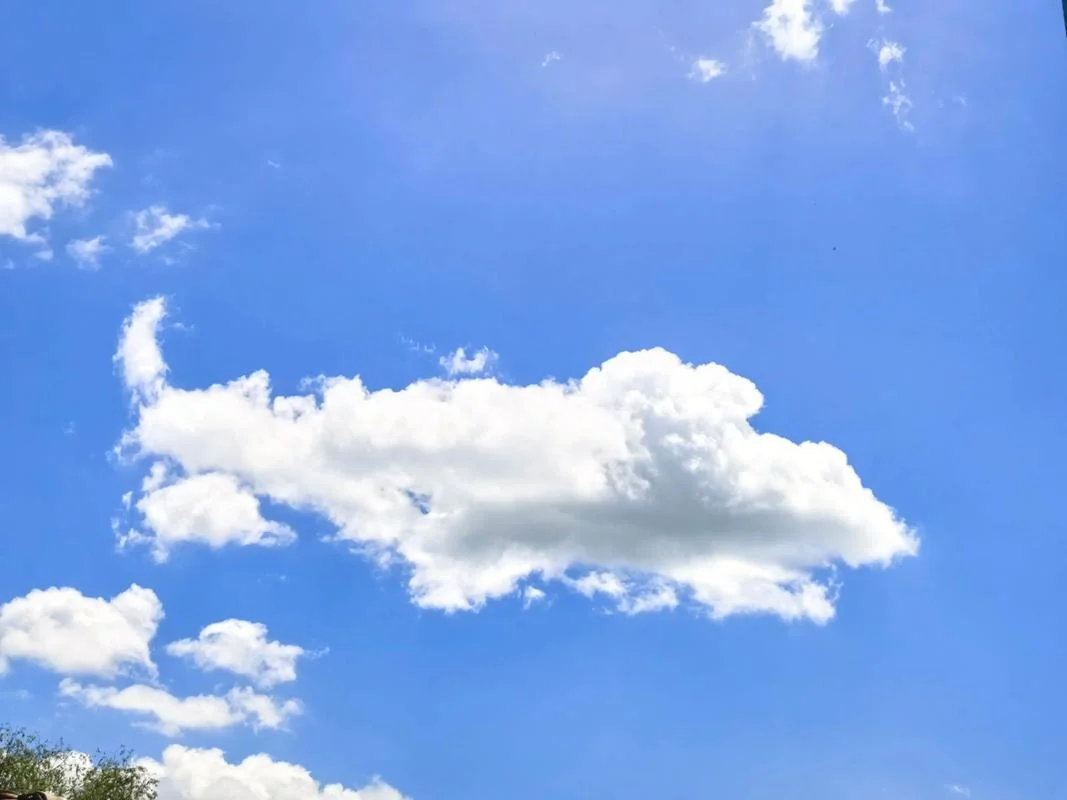 天空是绵绵的糖上一句_2