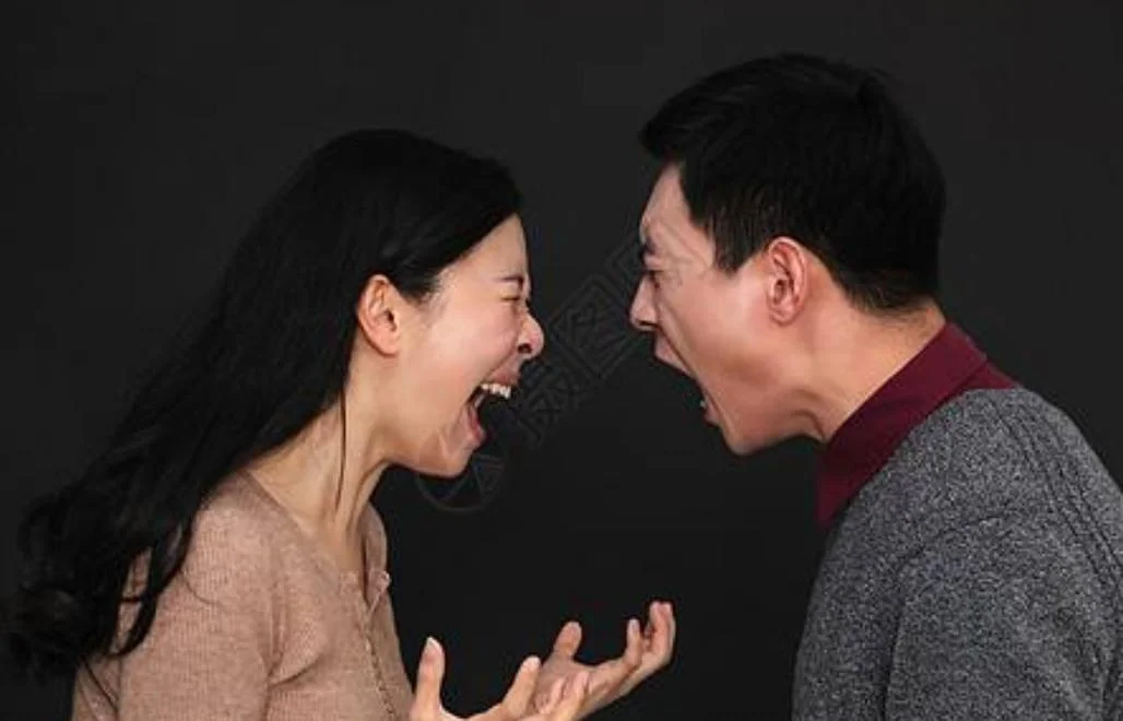 做梦吵架打架_2