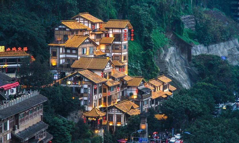 重庆最近旅游景点_1