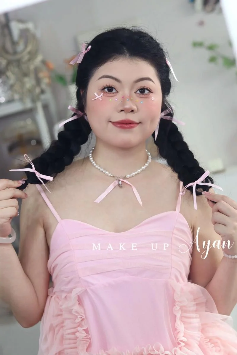 百色哪里可以学化妆-百色学化妆地点