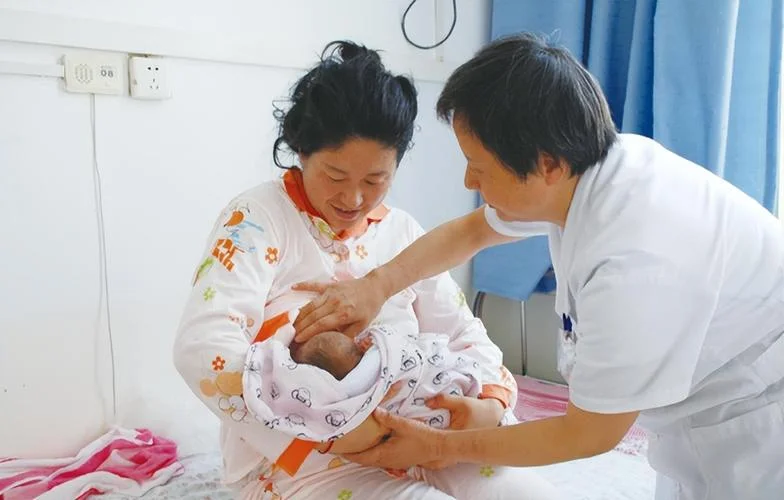 孕妇梦见生孩子坐月子_2