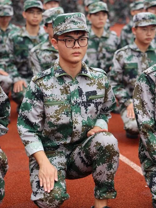进贤县李渡中学军训-进贤县李渡中学军训