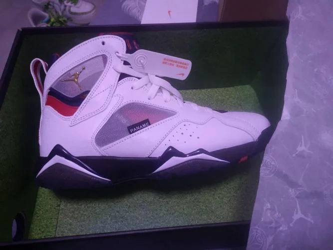 aj紫色鞋叫什么_2
