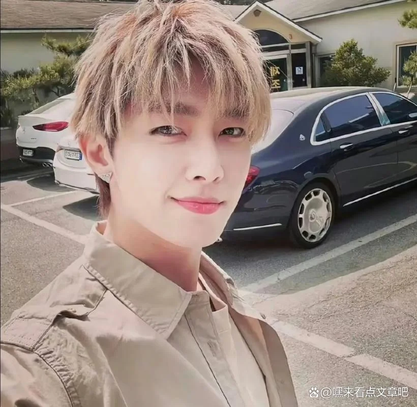 炎亚纶女朋友叫什么_2