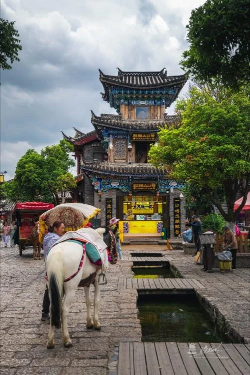丽江古城有多久历史_1