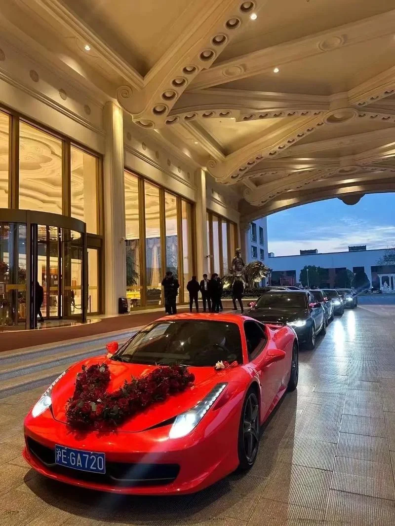 史上最牛婚礼车队-史上最牛婚礼车队