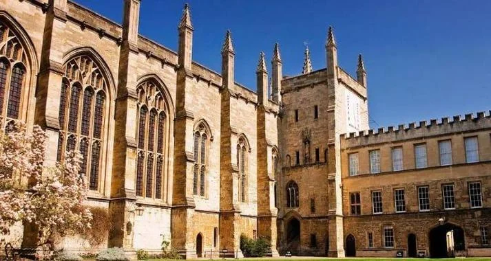 英国哪个大学心理学好_1