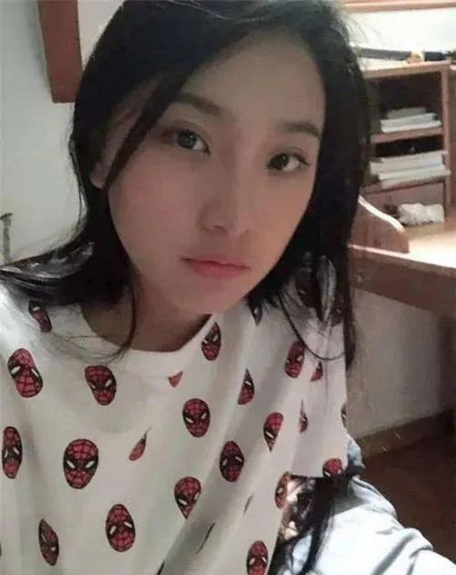 留学生JuneLiu_1
