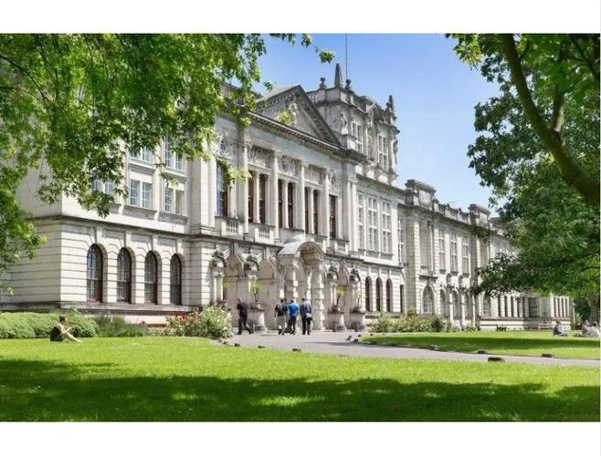 留学360斯巴顿大学_1