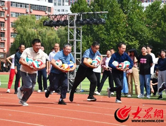 泰安英雄山中学篮球队-泰安英雄山中学篮球队