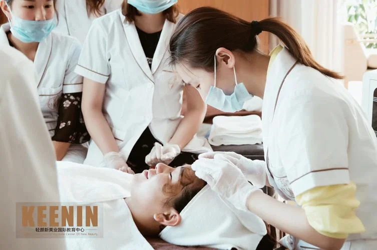 美容师资格证在哪里查-查询美容师资格证