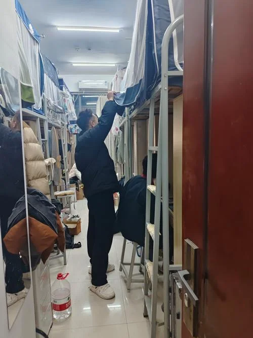 宿舍辅导员工作感悟_1