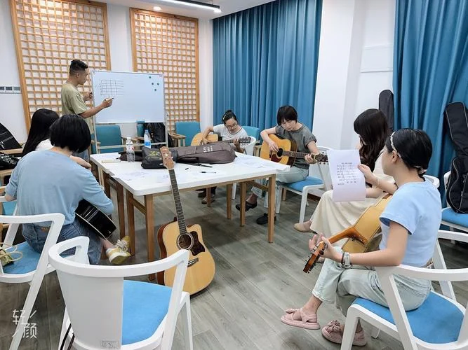 吉他培训班怎么报名_2