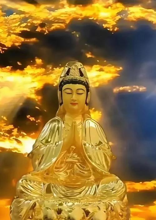 梦见观音菩萨像闪金光_2