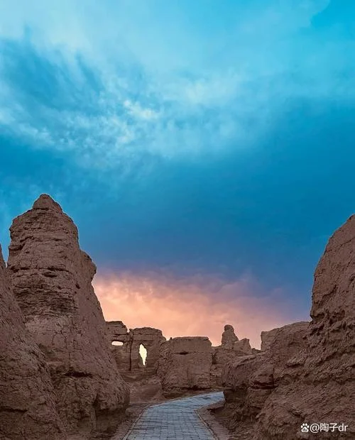 新疆有什么旅游景点_1