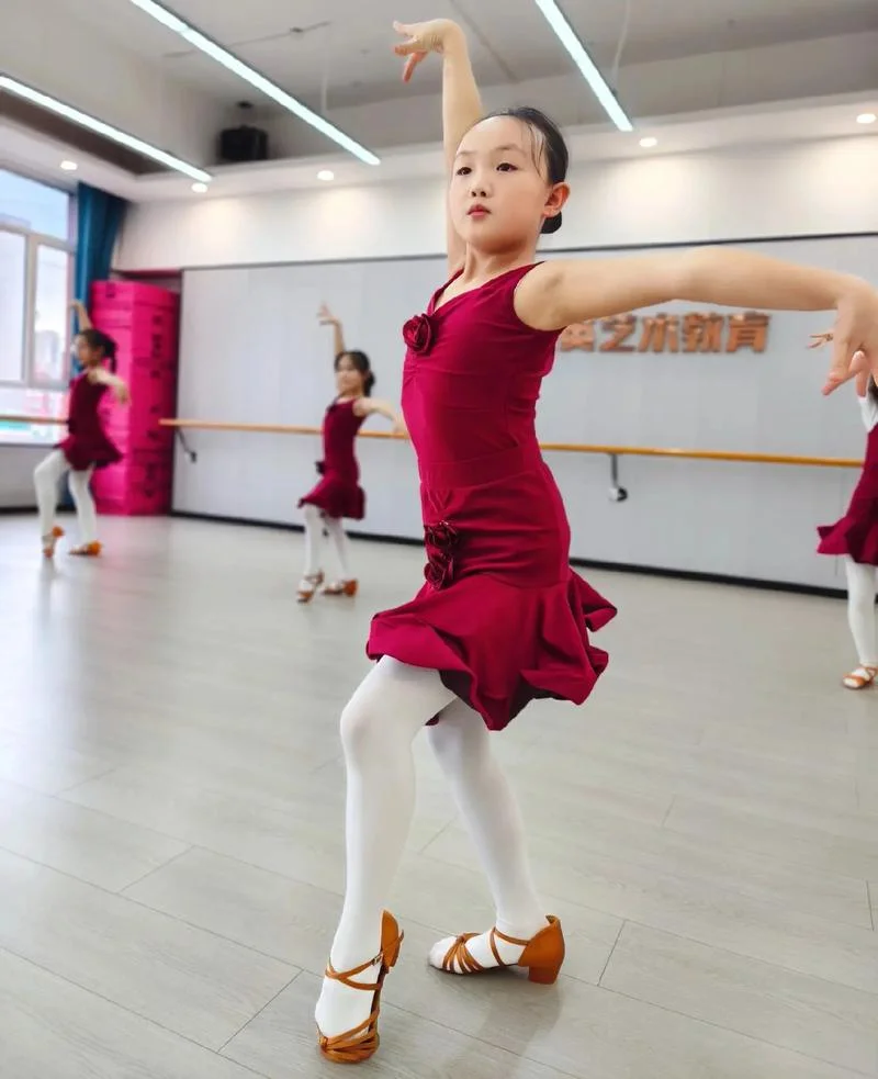 小孩怎么学拉丁舞-小孩学拉丁舞方法