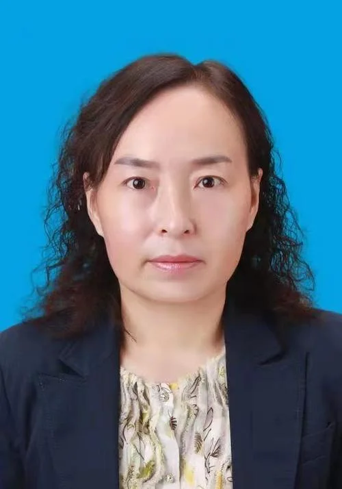 北京中学 张莉_1