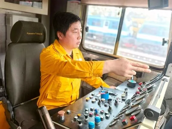 养路机械是干什么的_1