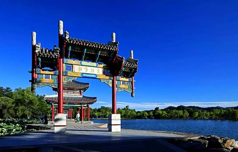 承德市中心旅游景点_1