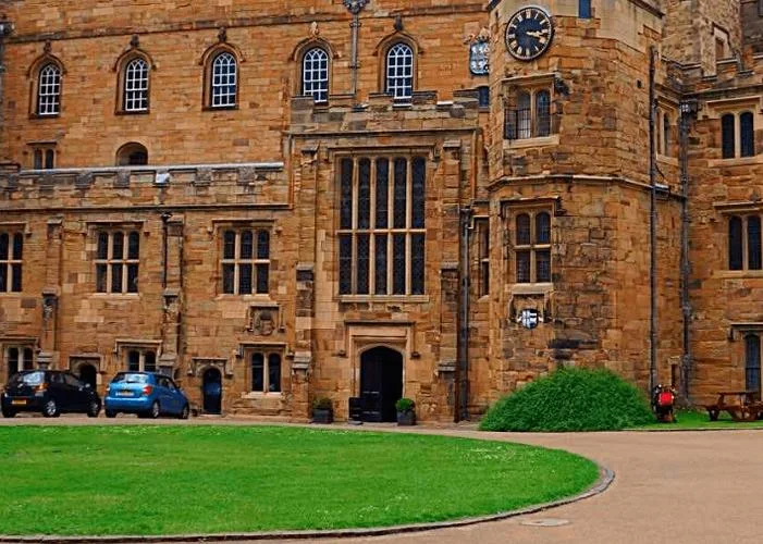 英国经济学最好的大学-英国经济学顶尖大学
