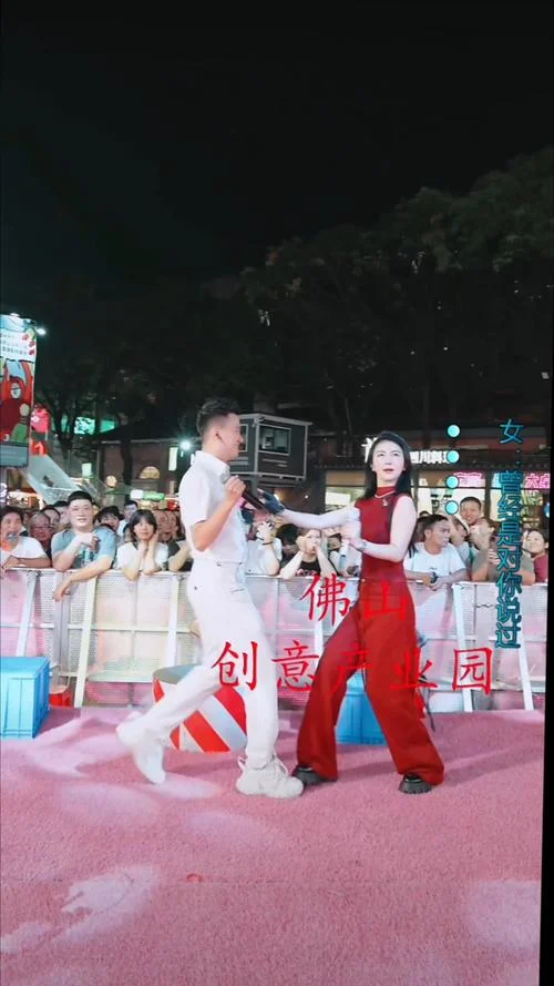无言结局现场原唱_1