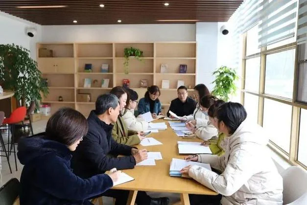 上海崇明中学的老师_2