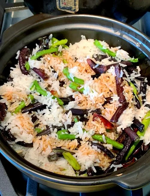 煲仔饭煲仔饭怎么做-煲仔饭制作技巧