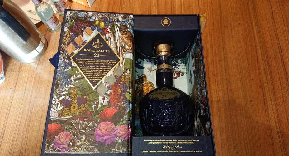 皇家礼炮洋酒历史-皇家礼炮酒史