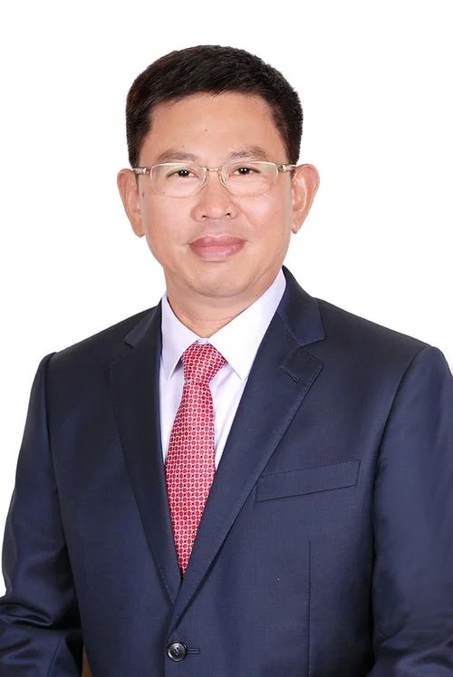 腾辉集团董事长叫什么_2
